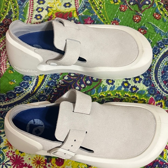 Birkenstock Reykjavik shoes in the Antique White colorway, - Picture 2 of 9